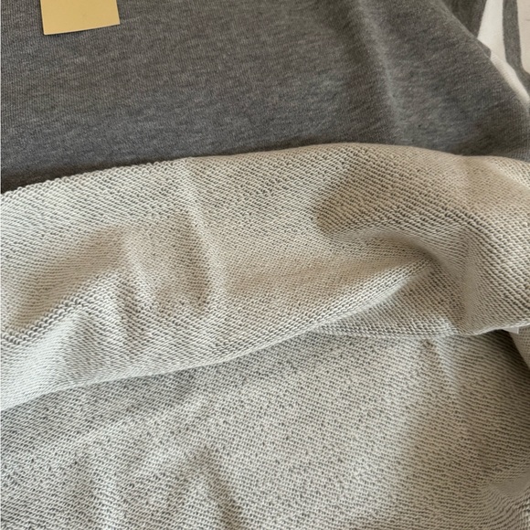 Thom Browne 4-bar cutoff boxy tee NWT size38 - Picture 8 of 9